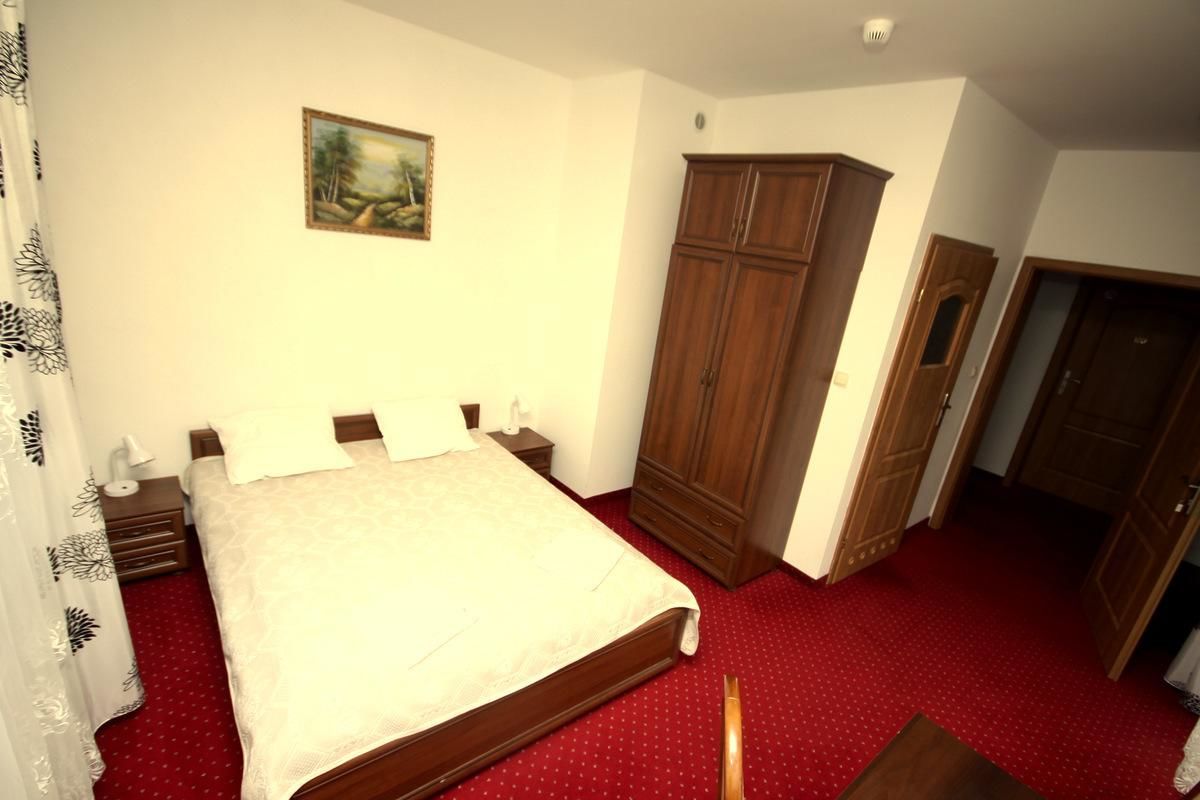 Отели типа «постель и завтрак» Pensjonat Korona Modrzyca-19